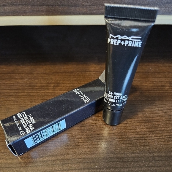 Mac PREP + PRIME 24-HOUR EXTEND EYE BASE (NIB) - Picture 1 of 2